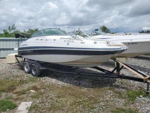 2004 Four Winds Boat With Trailer