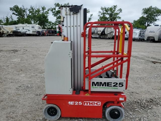 2022 MEC MME 25 Vertical Lift