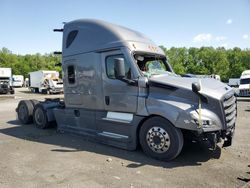Salvage trucks for sale at Cahokia Heights, IL auction: 2021 Freightliner Cascadia 1