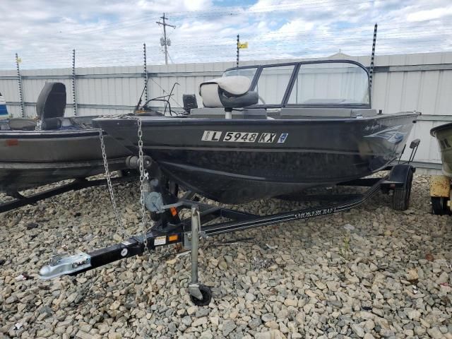 2013 Smoker Craft Boat