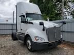 2016 Kenworth T680 Semi Truck