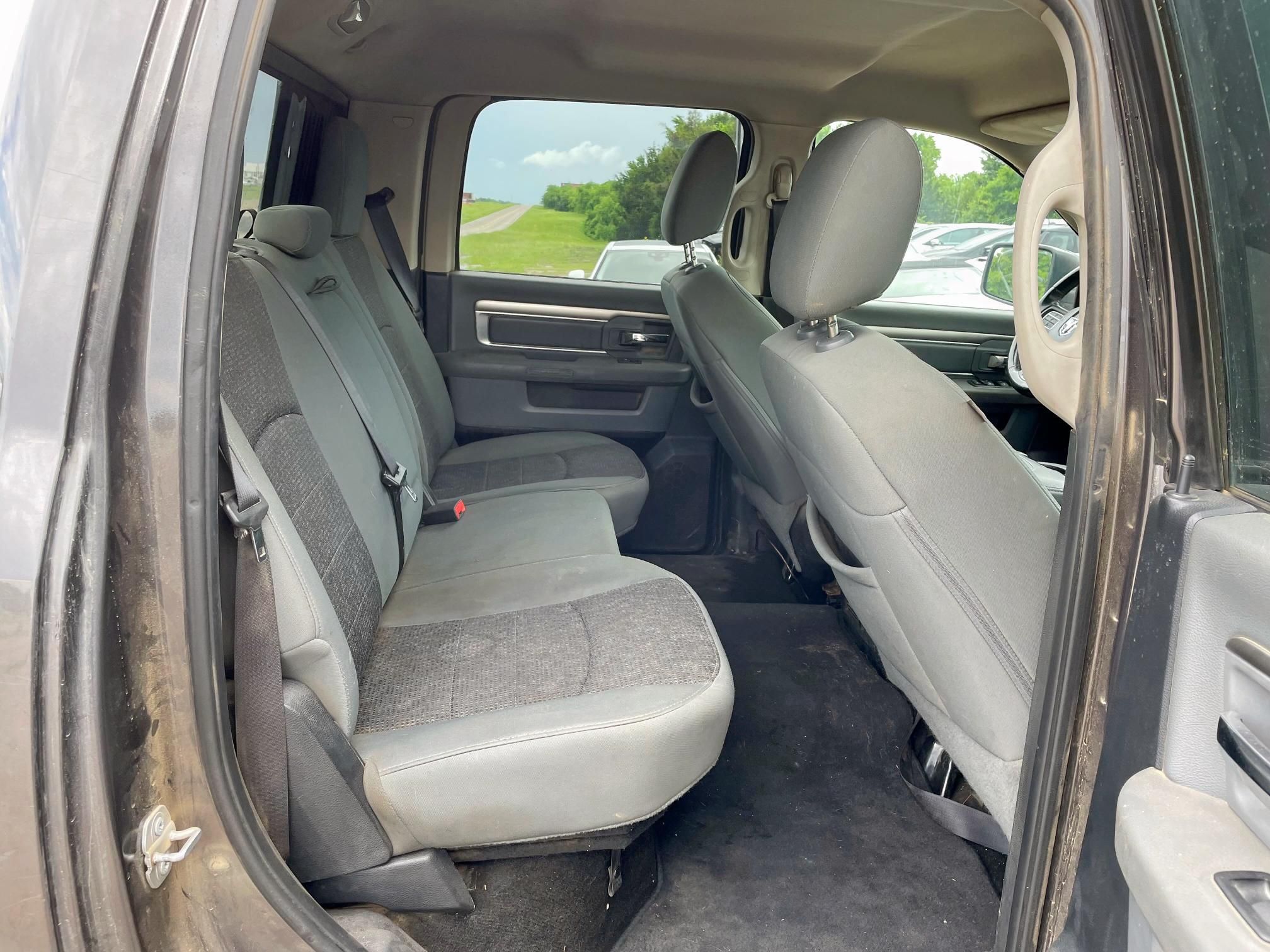 2015 Dodge RAM 1500 SLT