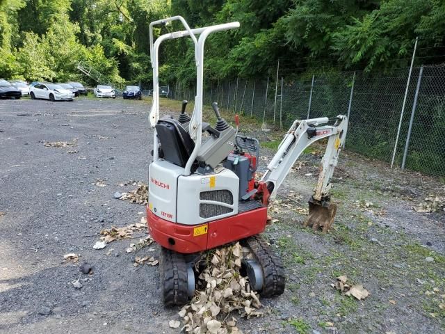 2022 Takeuchi TB210R