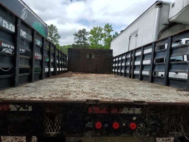 2001 Freightliner Medium Conventional FL70