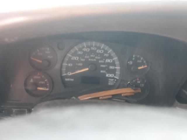 2003 Chevrolet Express G2500