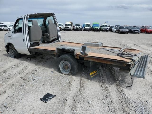 2018 Ford Econoline E350 Super Duty Cutaway Van