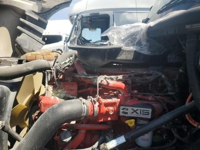 2020 International LT625 Semi Truck