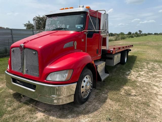 2010 Kenworth Construction T270