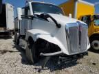 2025 Kenworth T680 Semi Truck