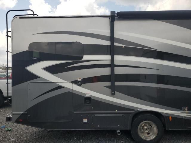 2019 Ford Econoline E450 Super Duty Cutaway Van
