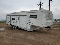 Salvage trucks for sale at Portland, MI auction: 1999 Cardinal 5th Wheel