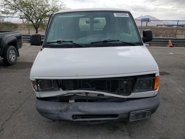 2004 Ford Econoline E150 Van