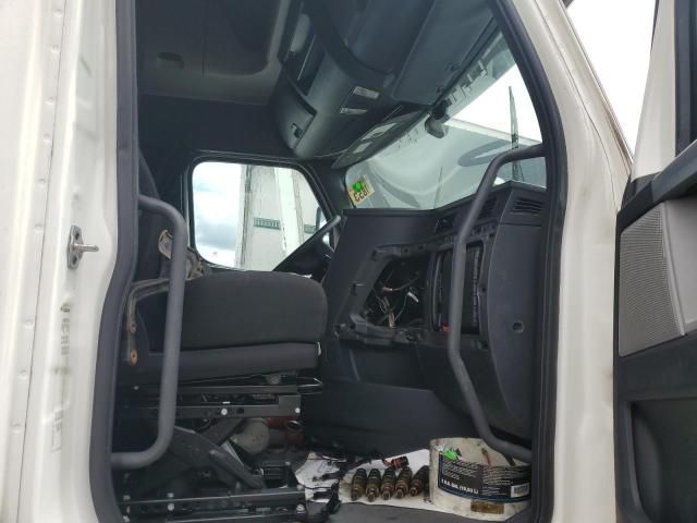 2020 Freightliner Cascadia 126 Semi Truck