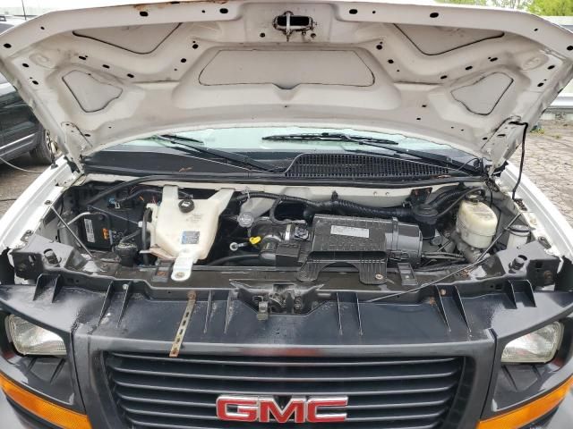 2016 GMC Savana G2500