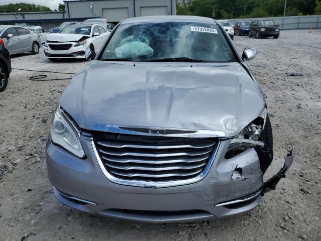 2013 Chrysler 200 Limited