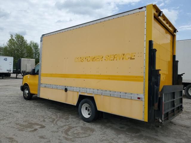 2013 GMC Savana Cutaway G3500