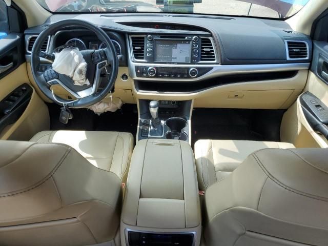 2018 Toyota Highlander SE