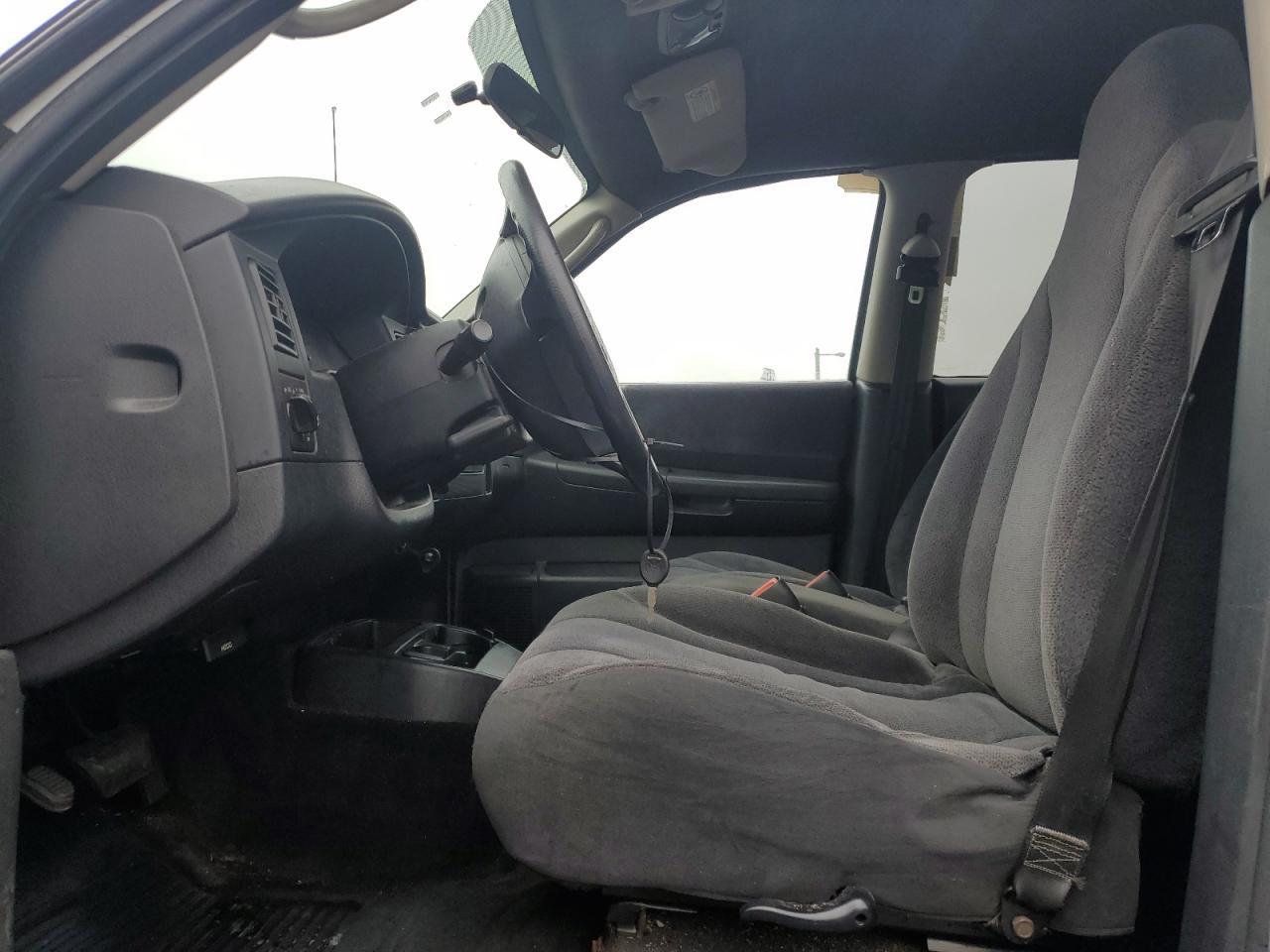 2004 Dodge Dakota Quad Sport