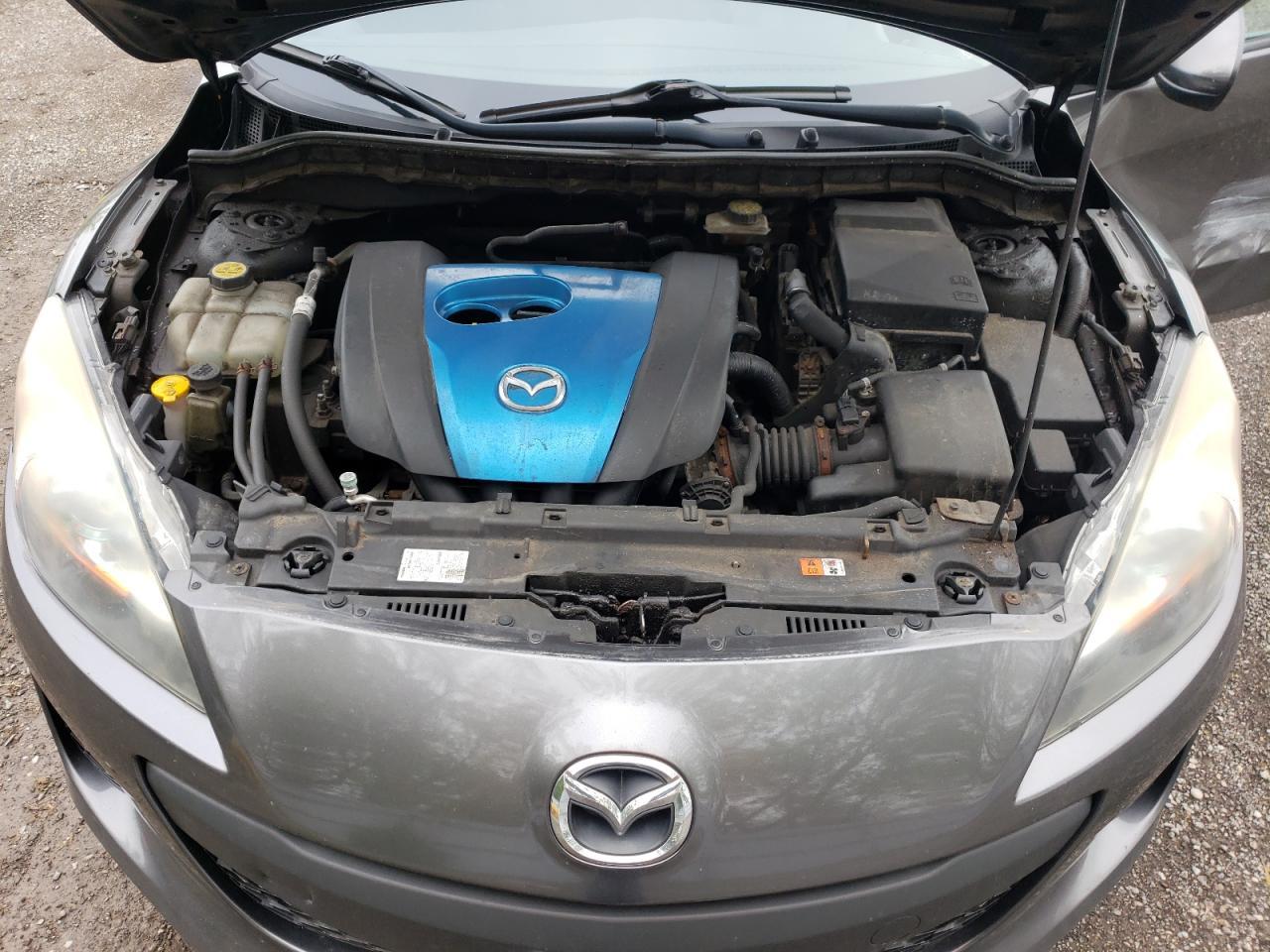 2013 Mazda 3 I