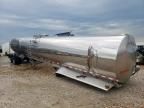 2004 Walker Tank Trailer