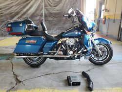 Salvage motorcycles for sale at Indianapolis, IN auction: 2005 Harley-Davidson Flhtcui