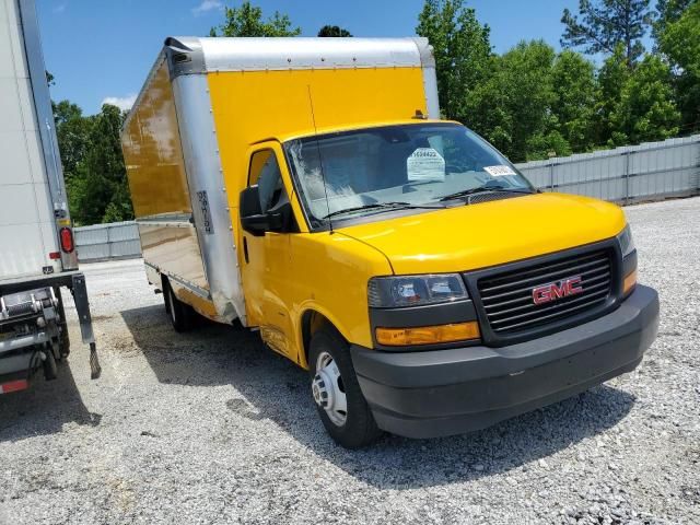 2022 GMC Savana Cutaway G3500