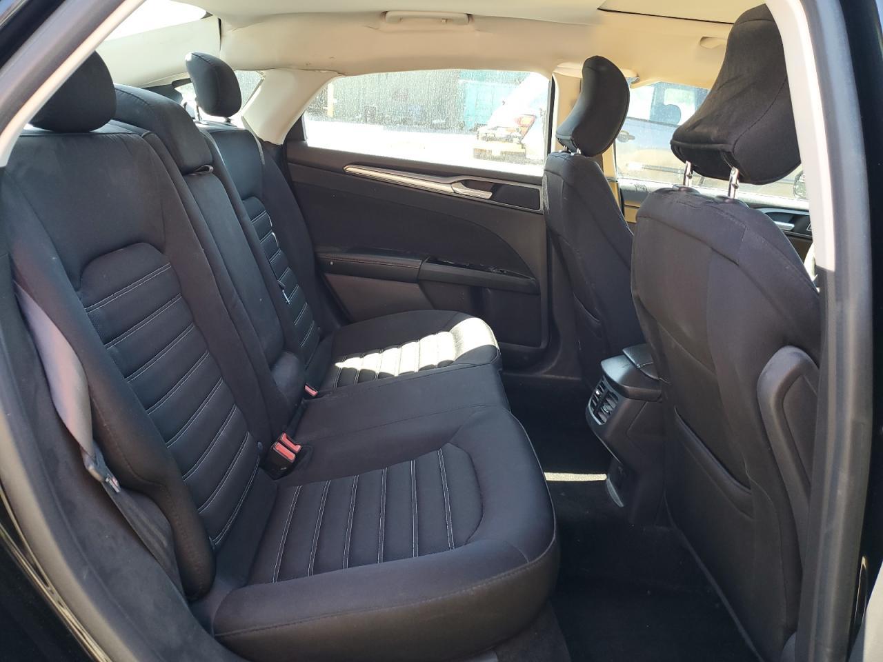 2015 Ford Fusion se