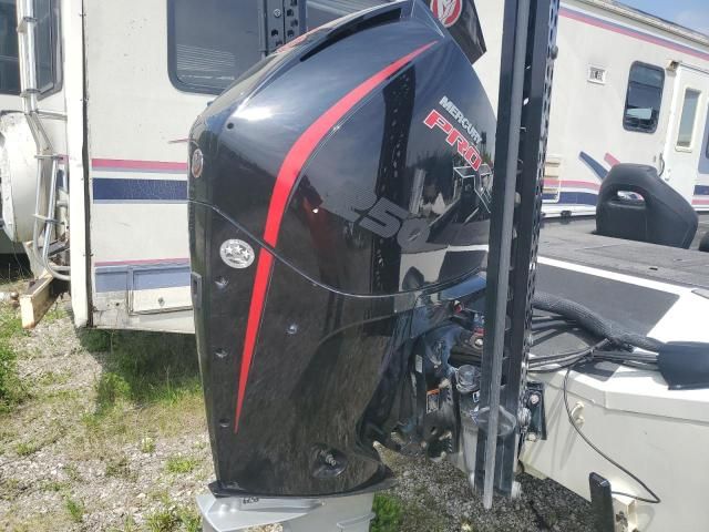 2021 Crestliner Boat