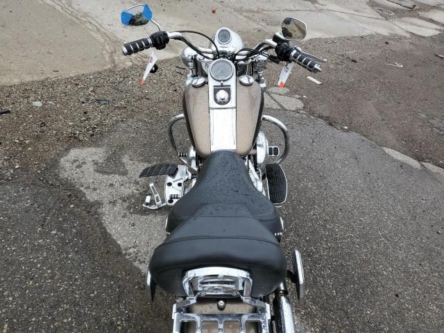 2004 Harley-Davidson Flstci