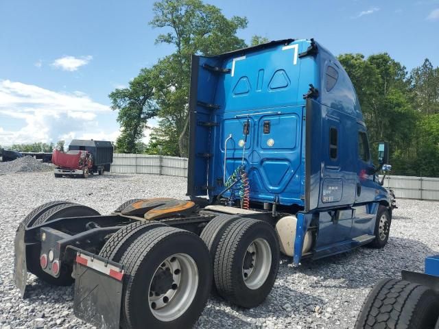 2016 Freightliner Cascadia 125
