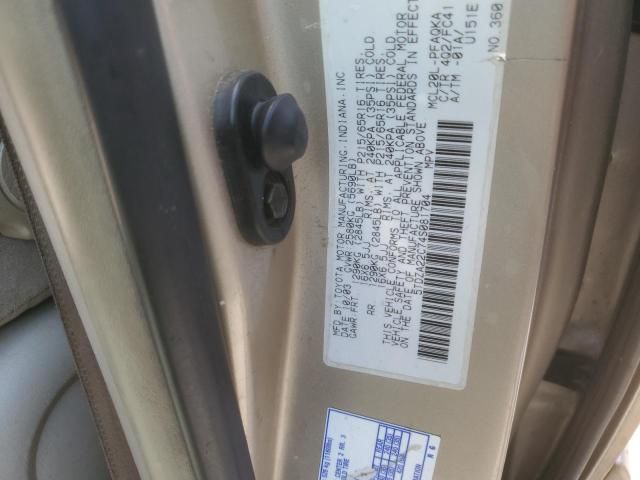 2004 Toyota Sienna XLE