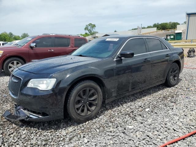 2018 Chrysler 300 Touring