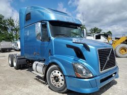 Salvage trucks for sale at Louisville, KY auction: 2006 Volvo VNL Semi Truck