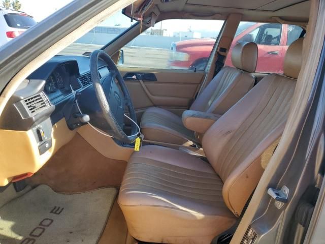 1987 Mercedes-Benz 300 E