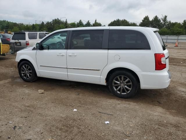 2014 Chrysler Town & Country S