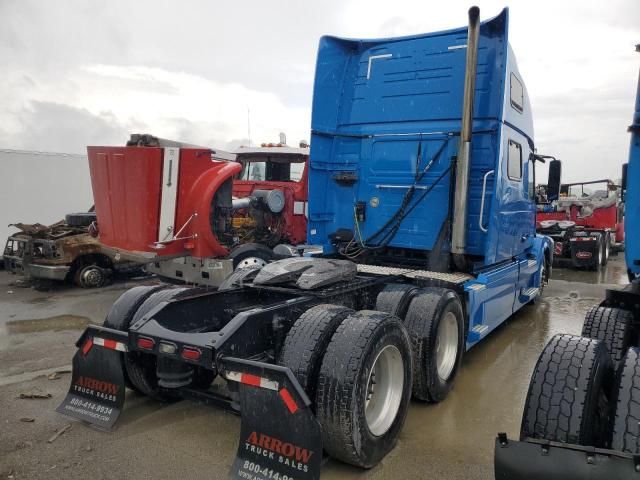 2017 Volvo VNL Semi Truck