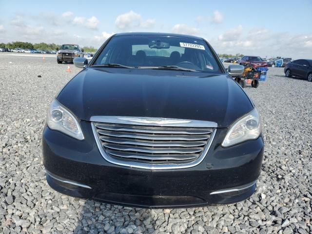 2012 Chrysler 200 Limited