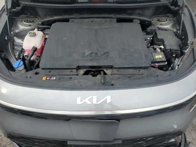 2023 KIA Niro Wind