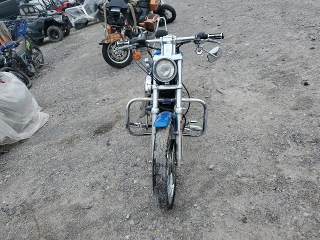 2002 Harley-Davidson XL883 C