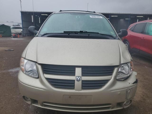2005 Dodge Grand Caravan SXT