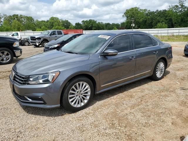 2016 Volkswagen Passat SE