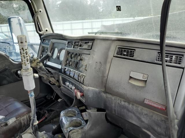 2008 Kenworth T800 Truck Cab AND Chassis