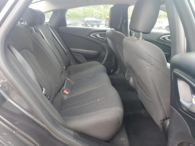 2016 Chrysler 200 LX