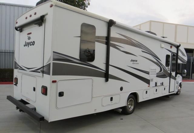 2019 Ford Econoline E450 Super Duty Cutaway Van