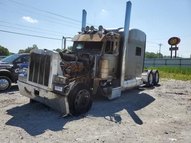 2006 Peterbilt 379 Semi Truck