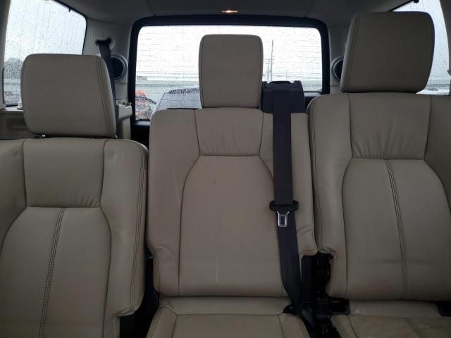 2016 Land Rover LR4 HSE Luxury