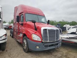 Vehiculos salvage en venta de Copart Elgin, IL: 2017 Freightliner Cascadia 125 Semi Truck