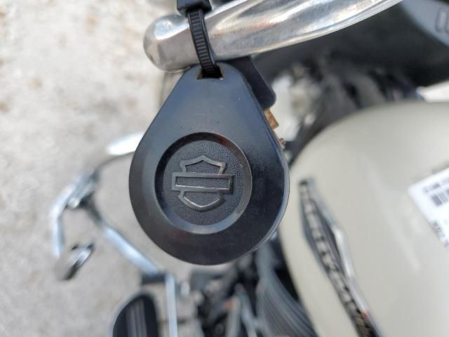 2022 Harley-Davidson Flhx
