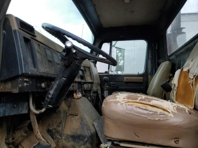 1990 International 7000 7100