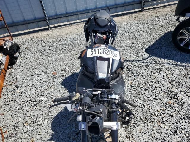 2024 Kawasaki ZX1002 L